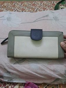 Used Bi-Fold Wallet