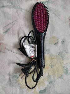 VEGA Hair Straightening Brush