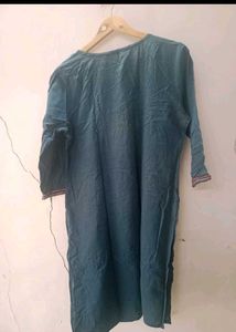 xl size 6 kurti and tops combo