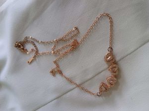 Sparkling Clover Necklace