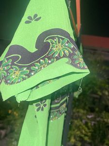 Vibrant Green &amp; Black Floral Kurta