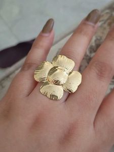 Gold Flower Statement Ring