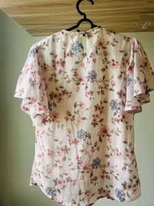 Floral Print Sheer Sleeve Top
