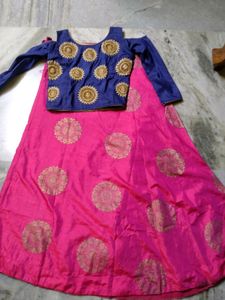 crop top and lehanga set