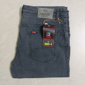 Live-in Top Notch Jeans - Size 40 x2