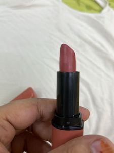 Makeup Combo: Nude Matte Lipstick + FREE 2-in-1 Co
