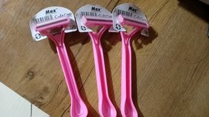 Max Soft Care Razor Specially For Women And Men
