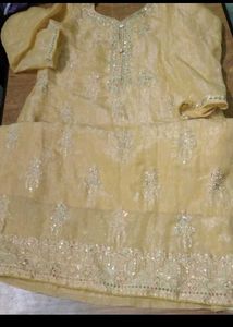 Designer Kurta Set with Intricate Embellishments