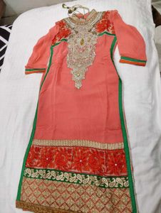 Elegant Pink Embroidered Kurti