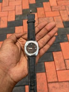 Classic Men's Watch with Leather Strap