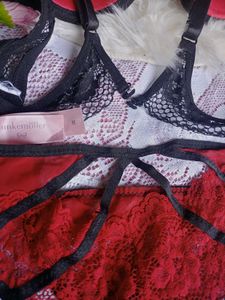 Sexy Red &amp; Black Lace Lingerie Set