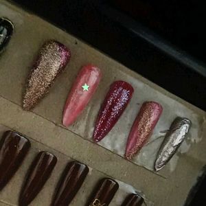 Sparkling Press-On Nails Set