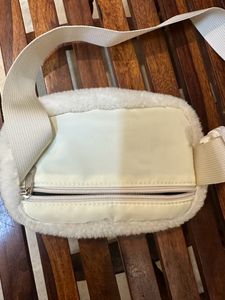 Dravina Waist Bag For Women &amp; Men