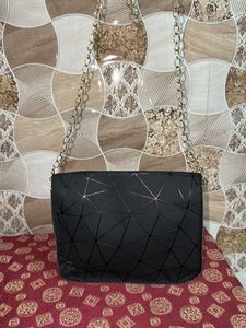 Chic Black Geometric Shoulder Bag