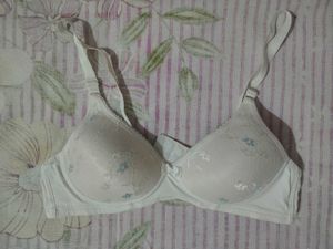 White net Lace Floral Bra 34B