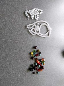 GLASS BEADS - Cat eye and Uv Light