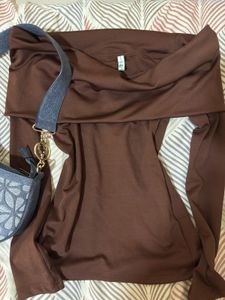 Brown Off-Shoulder Top👚🤎