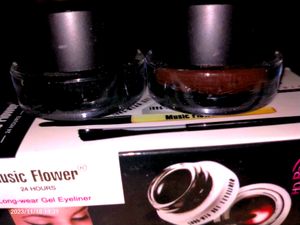 Combo of black and brown gel eyeliner,gel eyebrow