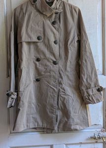 Vintage Beige Trench Coat | Asthetic