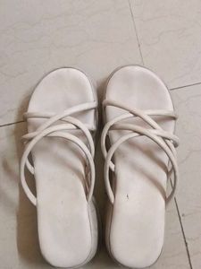 Chic White Strappy Platform Sandals