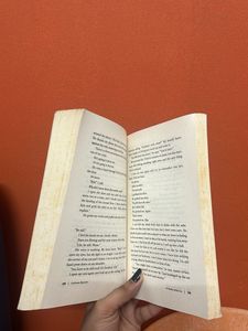 It Ends With Us by Colleen Hoover