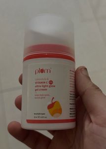 Plum vitamin c ultra-light-glow gel cream