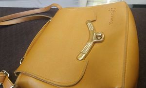 Stylish Tan Shoulder Bag With Free Gift 🎁