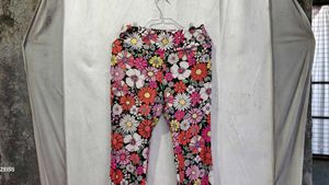 3429. Floral pant