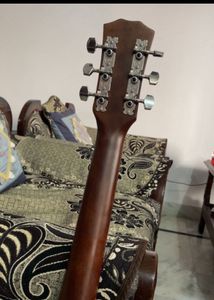 Acoustic Guitar - Perfect for Beginners