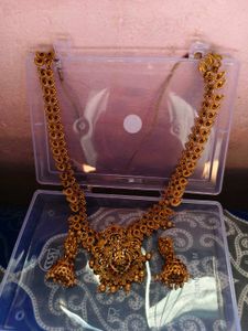 Exquisite Gold-Tone Indian Jewellery Set