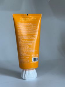 Dot &amp; Key Vitamin C E Face Wash