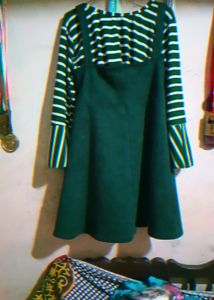 Pretty Girl Wear Green 💚 Frock With Beautiful Top