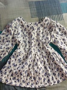 Chic Floral Print Top