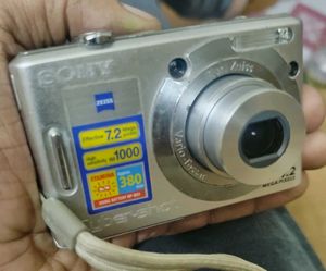 Sony Cyber-shot Digital Camera