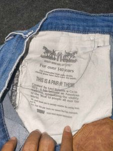 Levi's 511 Slim Fit Jeans (Light Blue Wash)
