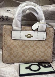 Coach Signature Tote Bag