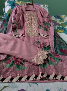 Brand New Pakistani Pink Floral Kurta Set