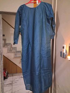 Blue Embroidered Kurta XL
