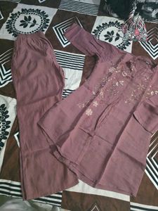 Embroidered cord set in brown color
