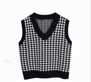 Houndstooth Sweater Vest - Chic & Stylish