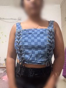 Chic Blue Checkered Crop Top