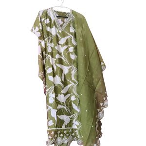 Elegant Green Unstitched Kurta Set with Dupatta