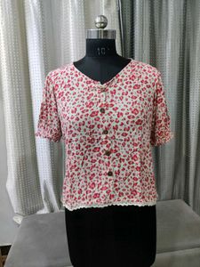 In excellent new condition top