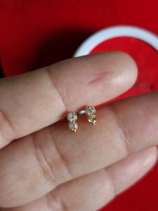 Sparkling Stud Earrings gold