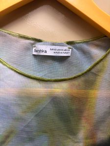 bershka graphic top