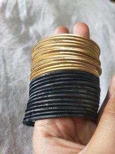 Metal Bangles Set