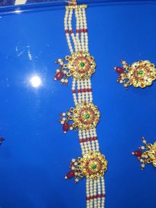 choker set