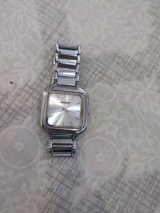 Stylish Silver Square Wristwatch