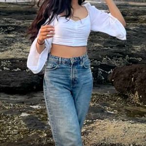 Chic White Cropped Puff Sleeve Top