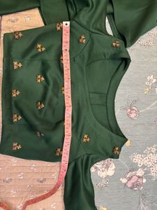 boutique stiched-crop top and stylish pants